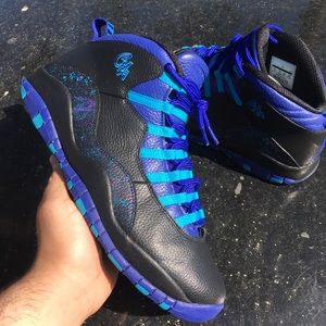 Custom Charlotte hornet  10s
